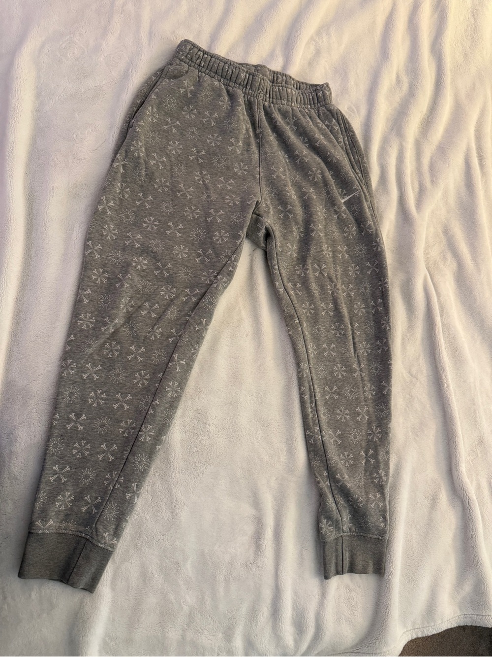 Nike Gray Snowflake-Pattern Joggers Men Size XS